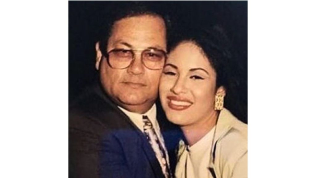 Selena Quintanilla with father